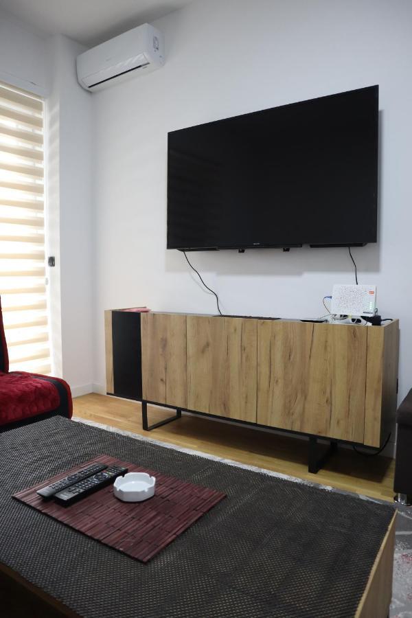 Stan Na Dan Sarajevo Bulevar Apartment Екстериор снимка